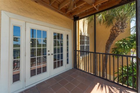 Condo in Tampa, Florida, 2 bedrooms № 2210979 - photo 27