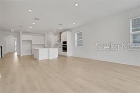Villa ou maison à vendre à Apopka, Floride: 5 chambres, 285.77 m2 № 2400120 - photo 15