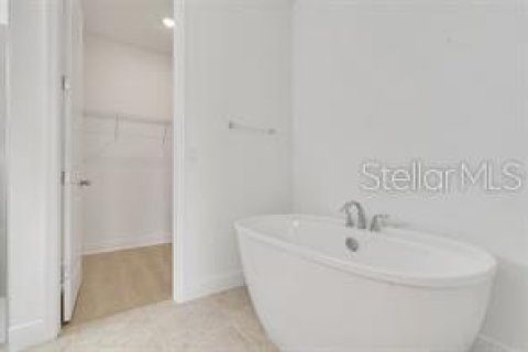 Villa ou maison à vendre à Apopka, Floride: 5 chambres, 285.77 m2 № 2400120 - photo 22