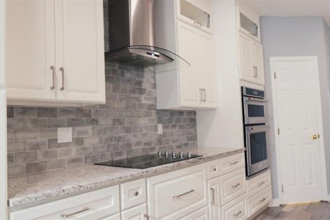 Купить виллу или дом в Клермон, Флорида 9 комнат, 279.08м2, № 1782373 - фото 8