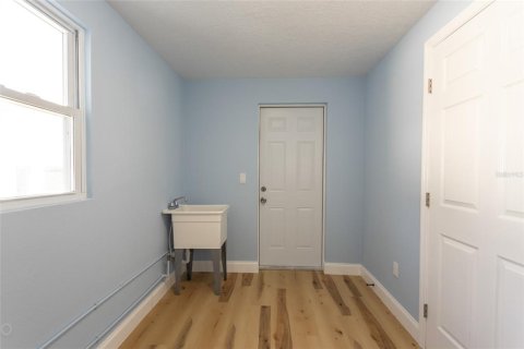 House in Daytona Beach, Florida 3 bedrooms, 106.28 sq.m. № 1553943 - photo 19