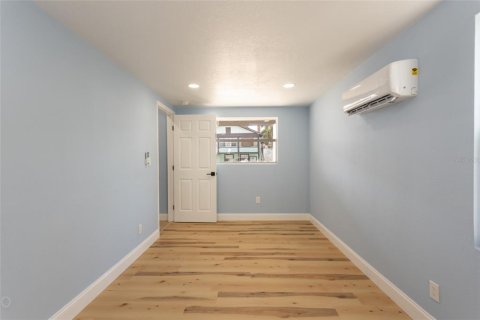 House in Daytona Beach, Florida 3 bedrooms, 106.28 sq.m. № 1553943 - photo 22