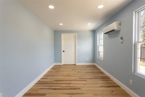 House in Daytona Beach, Florida 3 bedrooms, 106.28 sq.m. № 1553943 - photo 13