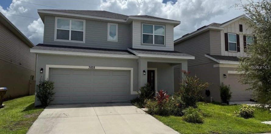 Casa en Saint Cloud, Florida 4 dormitorios, 214.98 m2 № 2201458