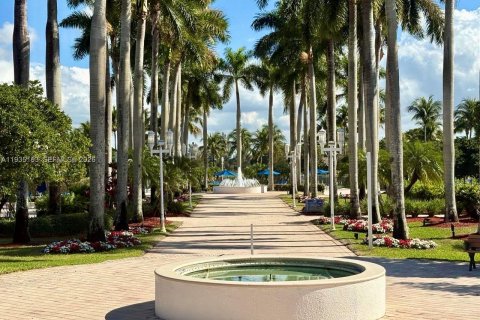 Townhouse in Pembroke Pines, Florida 3 bedrooms, 117.34 sq.m. № 1993314 - photo 23