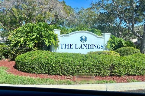 Townhouse in Pembroke Pines, Florida 3 bedrooms, 117.34 sq.m. № 1993314 - photo 26