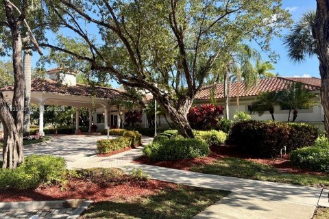 Townhouse in Pembroke Pines, Florida 3 bedrooms, 117.34 sq.m. № 1993314 - photo 25