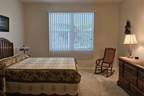 House in Stuart, Florida 3 bedrooms, 143.16 sq.m. № 2009542 - photo 7