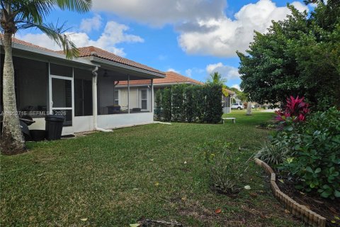 House in Stuart, Florida 3 bedrooms, 143.16 sq.m. № 2009542 - photo 25