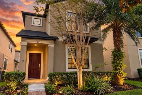 Villa ou maison à Windermere, Floride 4 chambres, 228.63 m2 № 2425502