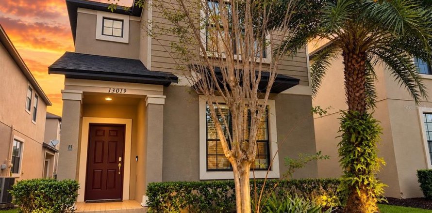 Villa ou maison à Windermere, Floride 4 chambres, 228.63 m2 № 2425502