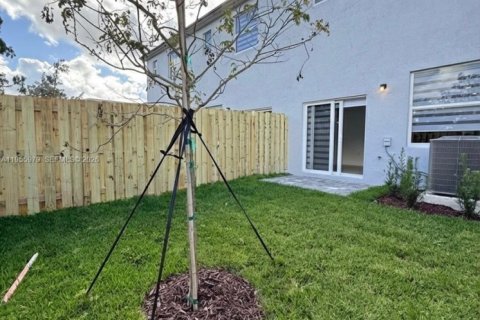 Adosado en alquiler en Homestead, Florida, 3 dormitorios, 129.41 m2 № 2010554 - foto 17