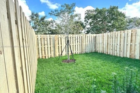 Adosado en alquiler en Homestead, Florida, 3 dormitorios, 129.41 m2 № 2010554 - foto 16