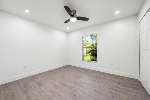 House in Sarasota, Florida 3 bedrooms, 130.43 sq.m. № 1853095 - photo 26