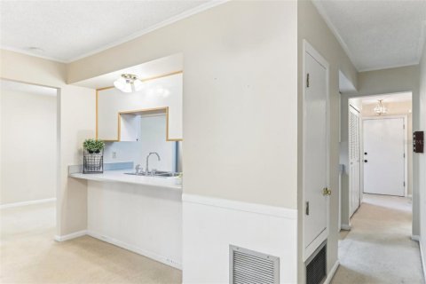 House in Longwood, Florida 4 bedrooms, 172.8 sq.m. № 1734916 - photo 12
