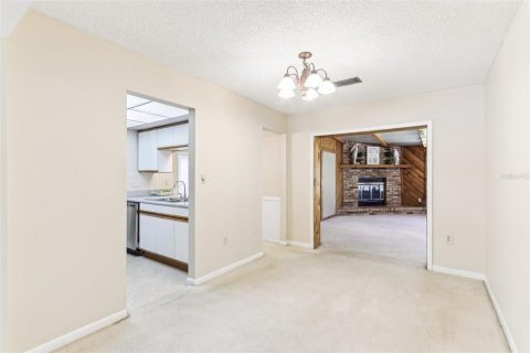 House in Longwood, Florida 4 bedrooms, 172.8 sq.m. № 1734916 - photo 9