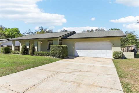 House in Longwood, Florida 4 bedrooms, 172.8 sq.m. № 1734916 - photo 1