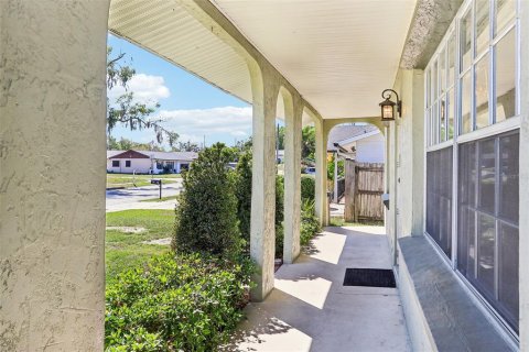 House in Longwood, Florida 4 bedrooms, 172.8 sq.m. № 1734916 - photo 3