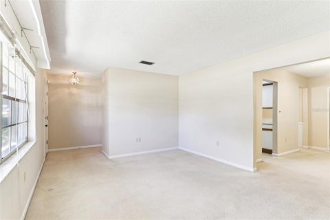 House in Longwood, Florida 4 bedrooms, 172.8 sq.m. № 1734916 - photo 7