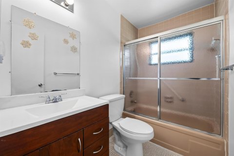 Apartment in Delray Beach, Florida 3 bedrooms, 119.66 sq.m. № 2247657 - photo 15