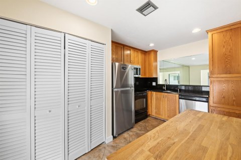 Apartment in Delray Beach, Florida 3 bedrooms, 119.66 sq.m. № 2247657 - photo 6