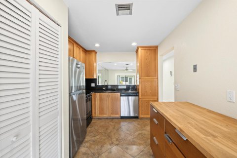 Apartment in Delray Beach, Florida 3 bedrooms, 119.66 sq.m. № 2247657 - photo 8