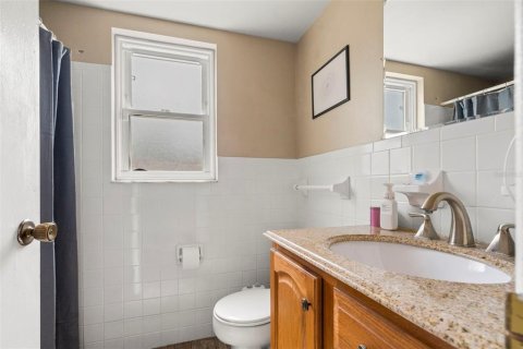Casa en venta en Saint Petersburg, Florida, 3 dormitorios, 138.61 m2 № 2209488 - foto 14