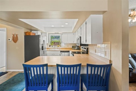 Casa en venta en Saint Petersburg, Florida, 3 dormitorios, 138.61 m2 № 2209488 - foto 12