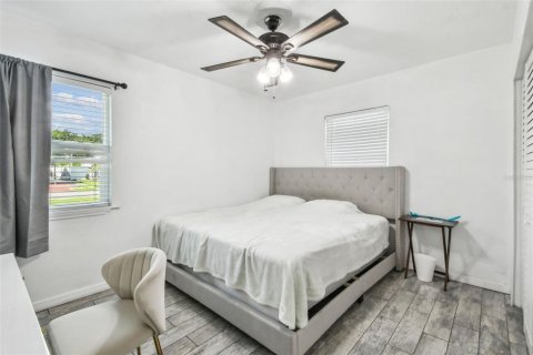 House in Tampa, Florida 3 bedrooms, 104.05 sq.m. № 1848725 - photo 23