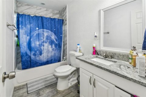 House in Tampa, Florida 3 bedrooms, 104.05 sq.m. № 1848725 - photo 21
