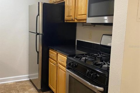 Condo in Orlando, Florida, 3 bedrooms  № 1749524 - photo 13