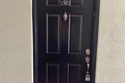 Condo in Orlando, Florida, 3 bedrooms  № 1749524 - photo 1