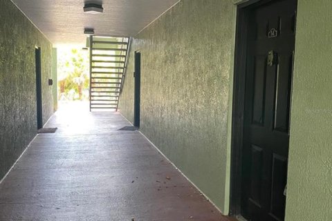 Condo in Orlando, Florida, 3 bedrooms  № 1749524 - photo 2