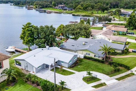 House in Belle Isle, Florida 3 bedrooms, 204.38 sq.m. № 1847395 - photo 28