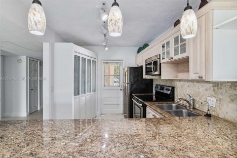 Condominio en alquiler en Pompano Beach, Florida, 3 dormitorios, 129.13 m2 № 2154732 - foto 7