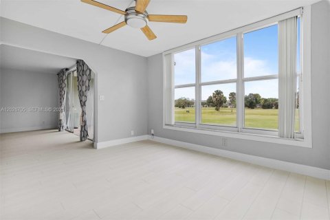 Condominio en alquiler en Pompano Beach, Florida, 3 dormitorios, 129.13 m2 № 2154732 - foto 12