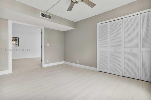 Condominio en alquiler en Pompano Beach, Florida, 3 dormitorios, 129.13 m2 № 2154732 - foto 19
