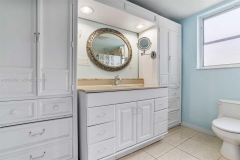 Condominio en alquiler en Pompano Beach, Florida, 3 dormitorios, 129.13 m2 № 2154732 - foto 16