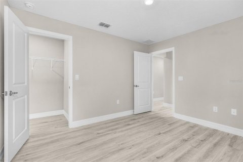 Villa ou maison à vendre à North Port, Floride: 4 chambres, 167.22 m2 № 1906636 - photo 17