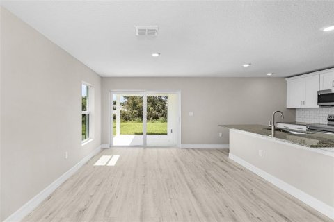 Villa ou maison à vendre à North Port, Floride: 4 chambres, 167.22 m2 № 1906636 - photo 9