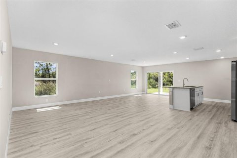 Villa ou maison à vendre à North Port, Floride: 4 chambres, 167.22 m2 № 1906636 - photo 7