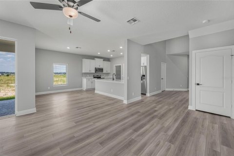 Villa ou maison à vendre à Lake Alfred, Floride: 5 chambres, 228.63 m2 № 2143317 - photo 10