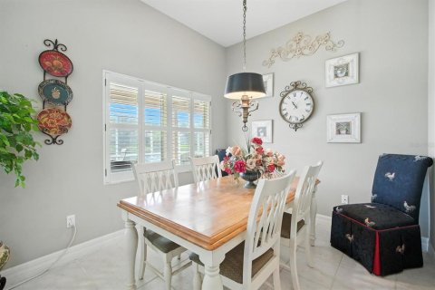 Casa en venta en Palm Coast, Florida, 3 dormitorios, 227.24 m2 № 1816838 - foto 12