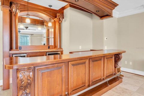 House in Spring Hill, Florida 5 bedrooms, 502.6 sq.m. № 2115328 - photo 19