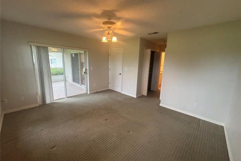 Villa ou maison à vendre à Clermont, Floride: 2 chambres, 120.77 m2 № 2414875 - photo 16