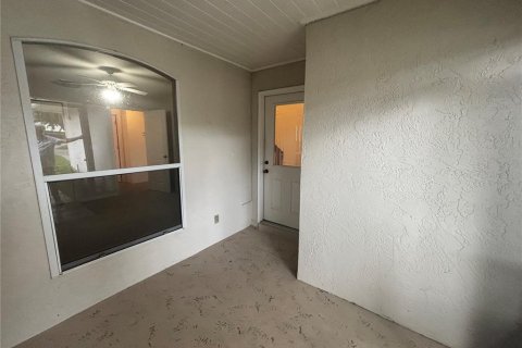 Villa ou maison à vendre à Clermont, Floride: 2 chambres, 120.77 m2 № 2414875 - photo 4