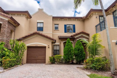 Купить таунхаус в Хомстед, Флорида 3 спальни, 162.95м2, № 1970707 - фото 14