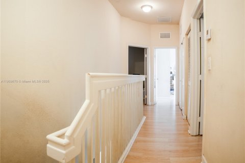 Купить таунхаус в Хомстед, Флорида 3 спальни, 162.95м2, № 1970707 - фото 16