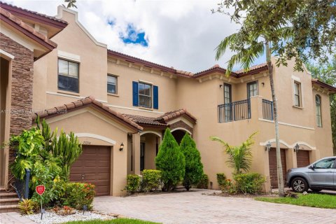 Купить таунхаус в Хомстед, Флорида 3 спальни, 162.95м2, № 1970707 - фото 15