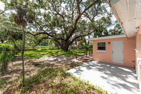 House in Tarpon Springs, Florida 2 bedrooms, 93.37 sq.m. № 1840668 - photo 28